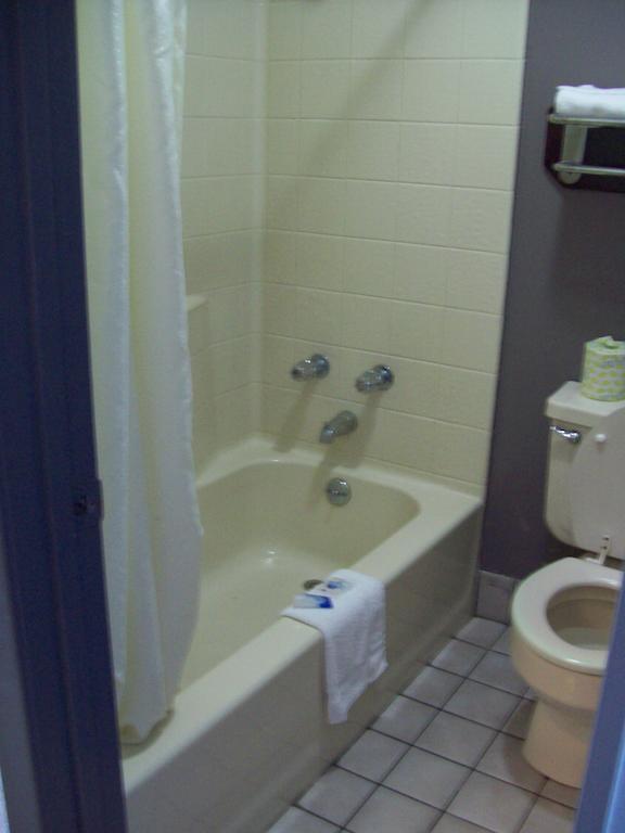Americas Best Value Inn - Vicksburg Pokoj fotografie